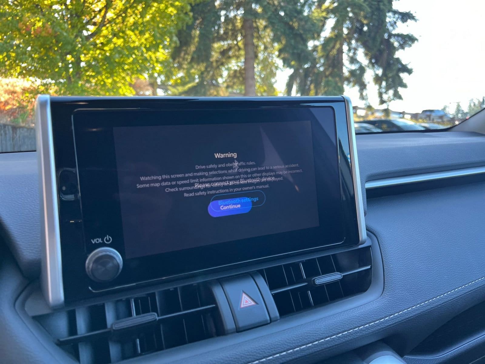 Thumbnail: 2025 Toyota RAV4 - 21