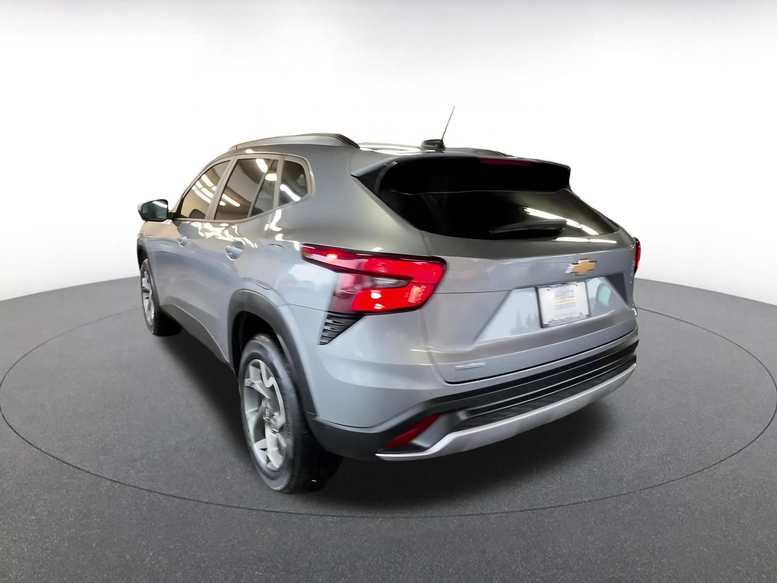 Thumbnail: 2025 Chevrolet Trax - 11