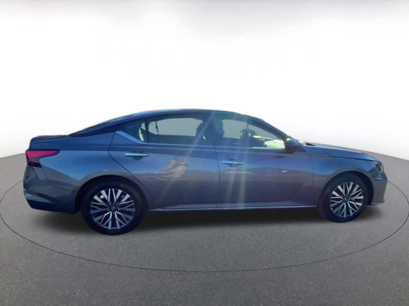 Thumbnail: 2025 Nissan Altima - 16