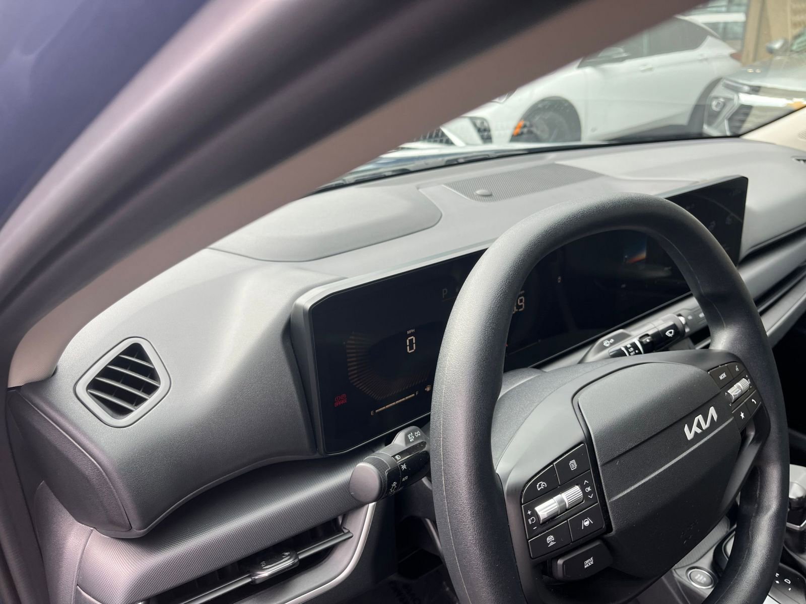 Thumbnail: 2025 Kia K4 - 35