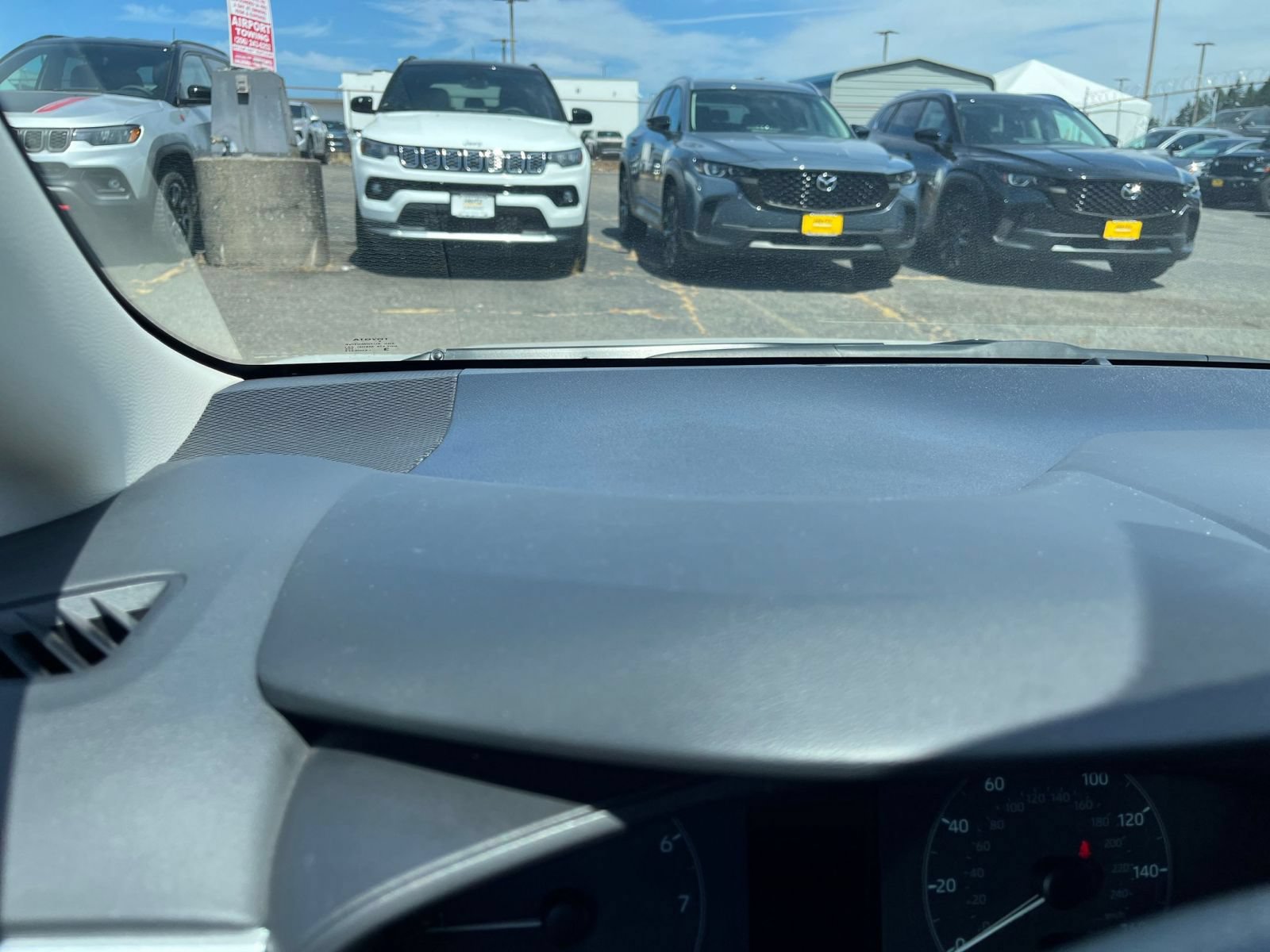 Thumbnail: 2025 Toyota Corolla - 33