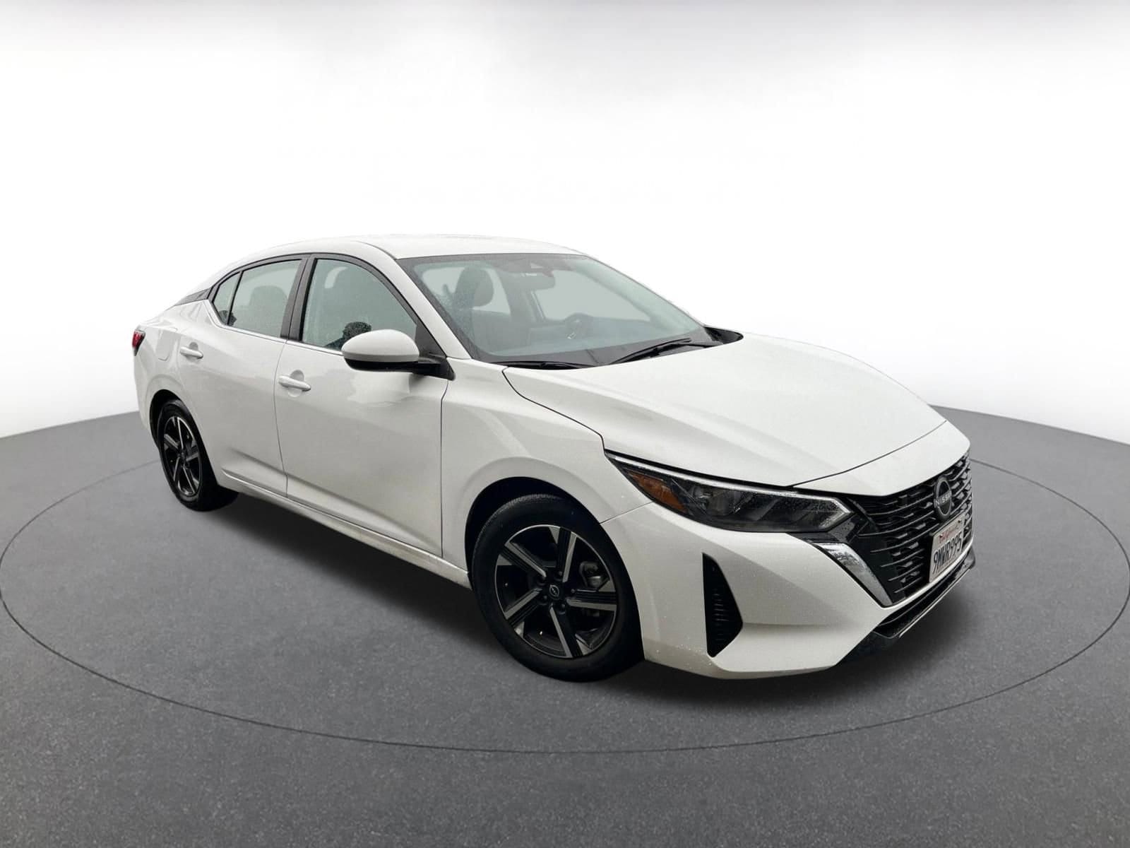 Thumbnail: 2025 Nissan Sentra - 1