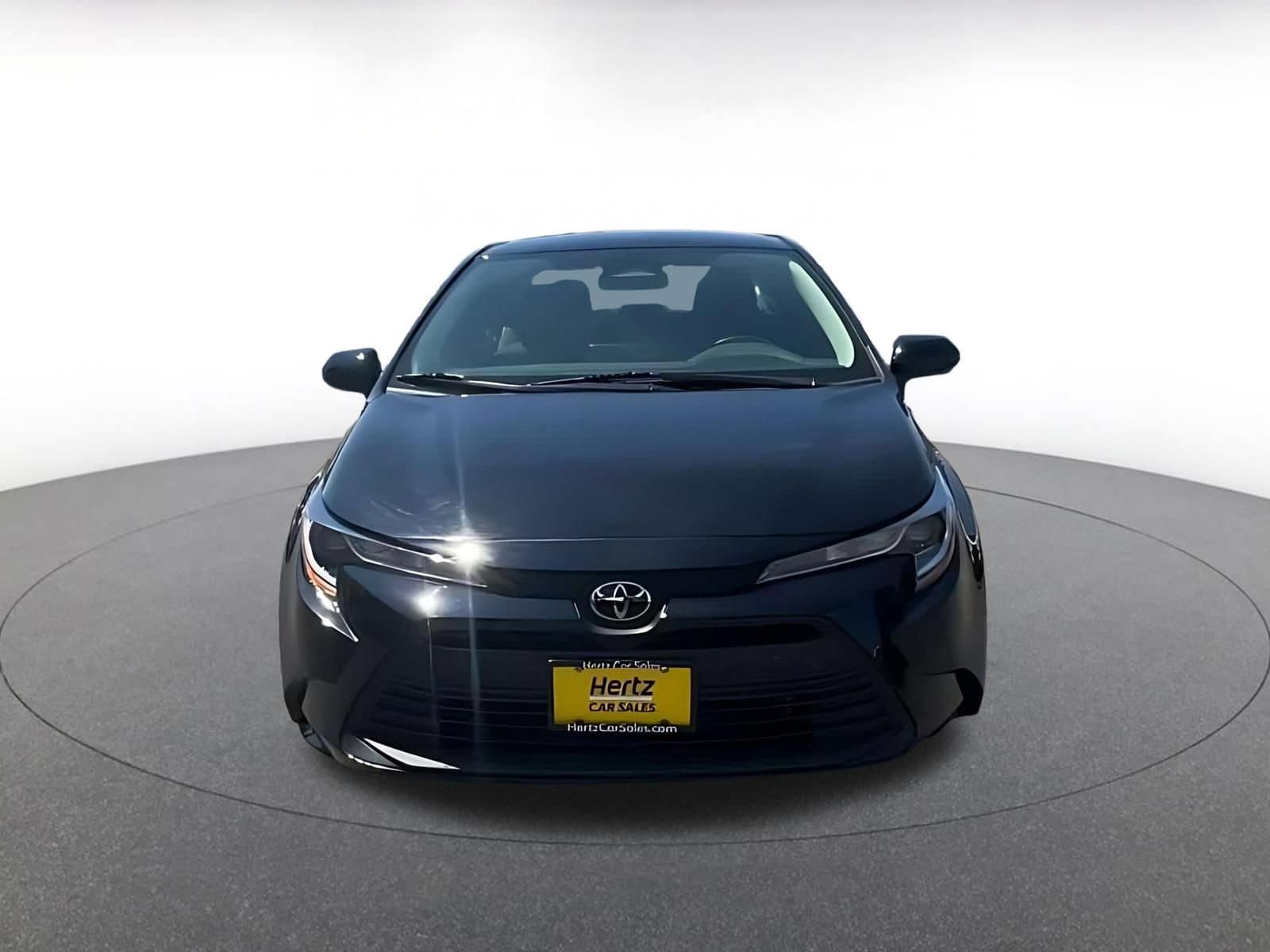 Thumbnail: 2025 Toyota Corolla - 4