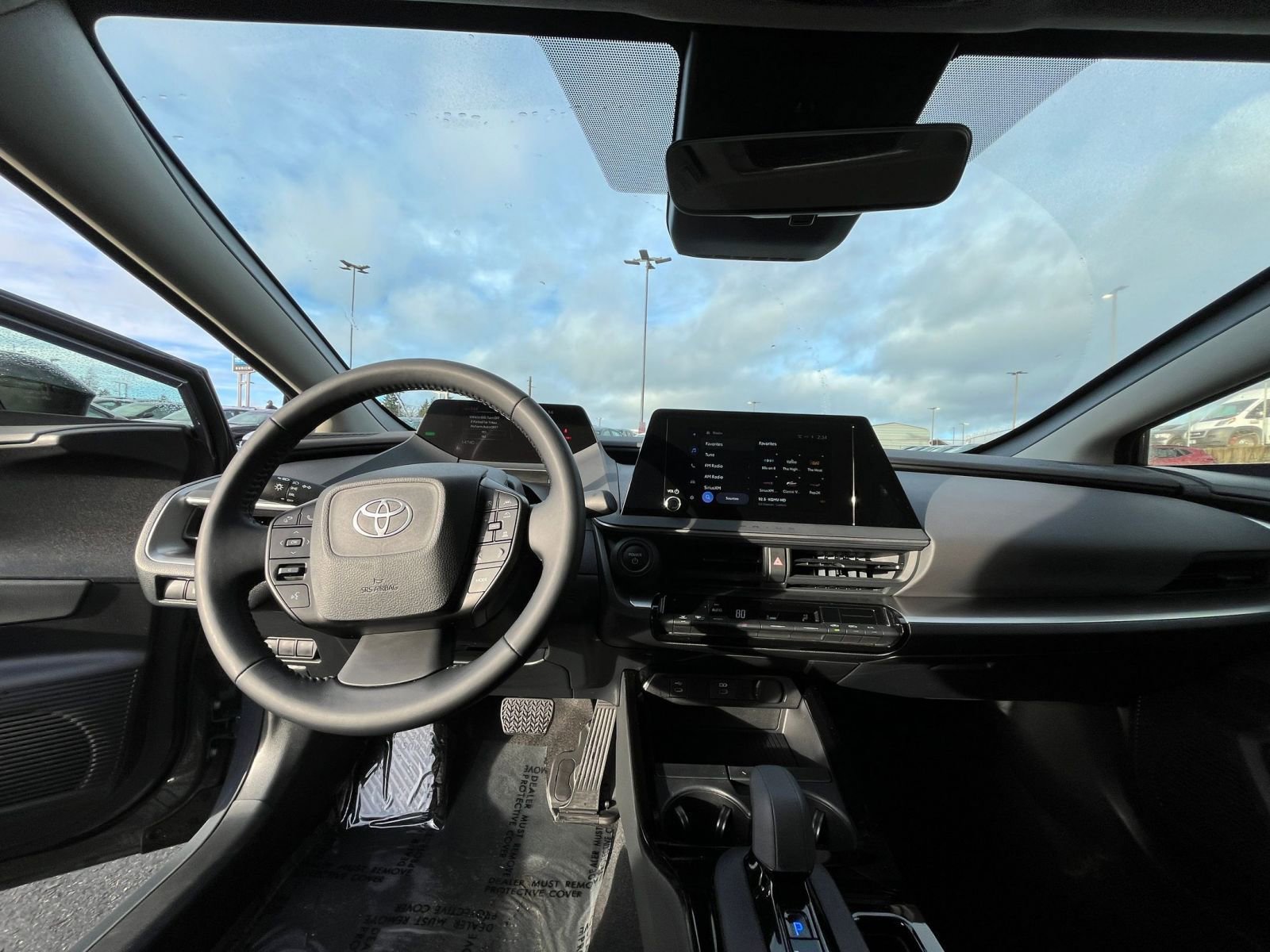 Thumbnail: 2025 Toyota Prius - 33