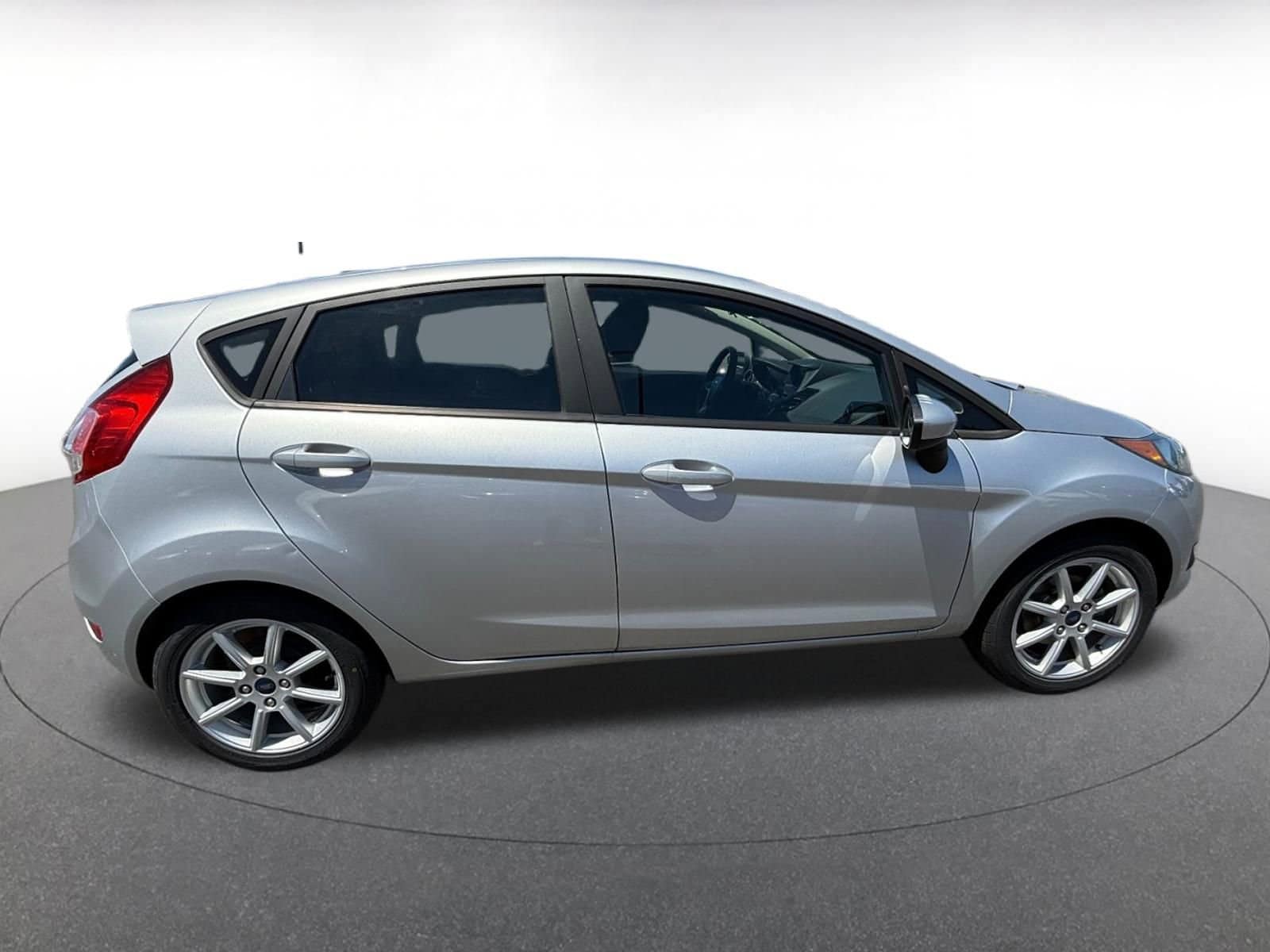 Thumbnail: 2019 Ford Fiesta - 8