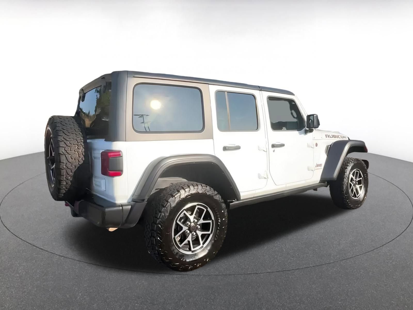 Thumbnail: 2025 Jeep Wrangler - 14