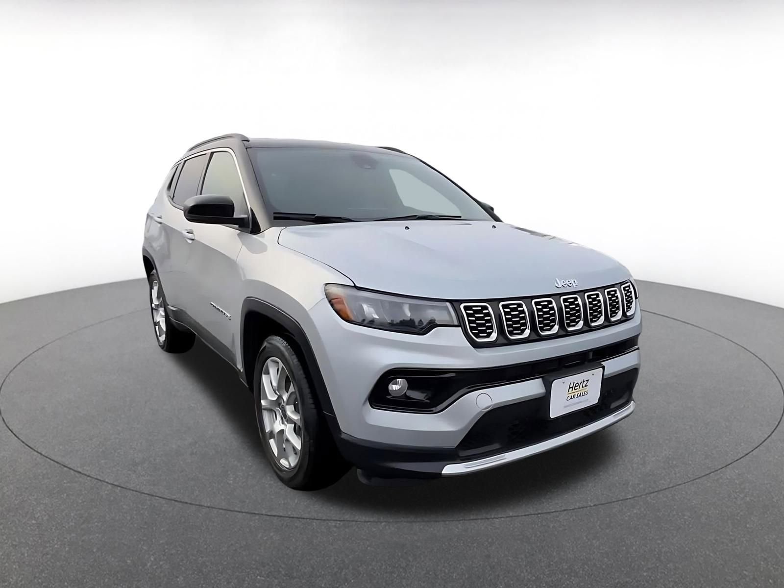 Thumbnail: 2025 Jeep Compass - 3