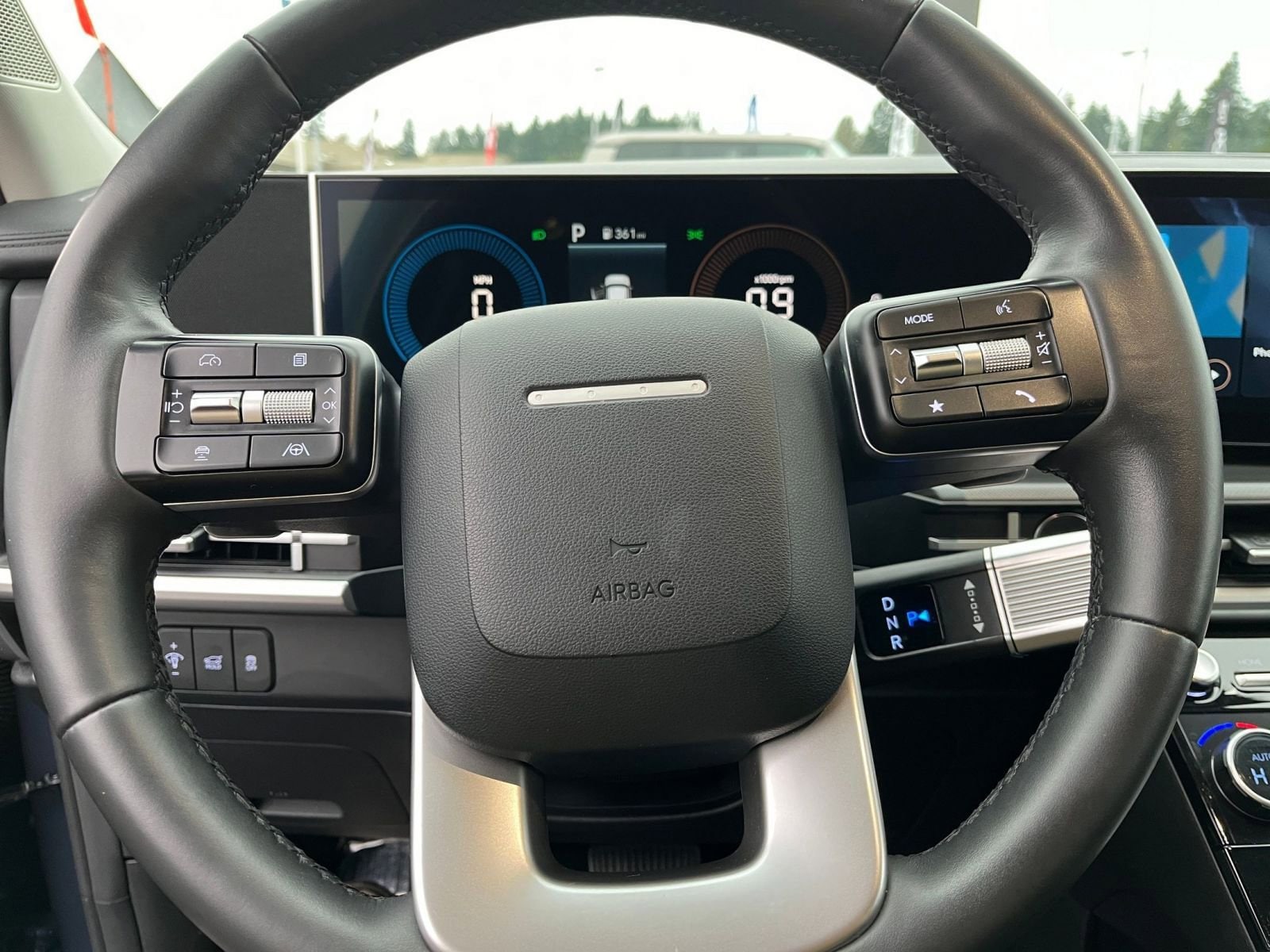 Thumbnail: 2025 Hyundai Santa Fe - 31