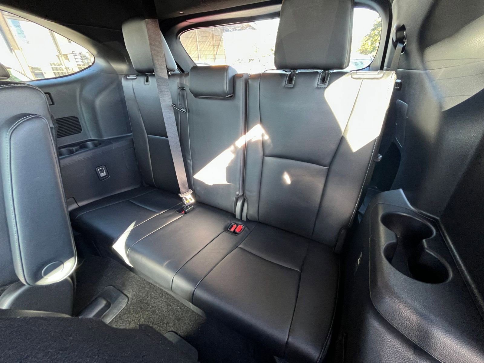 Thumbnail: 2025 Toyota Highlander - 31