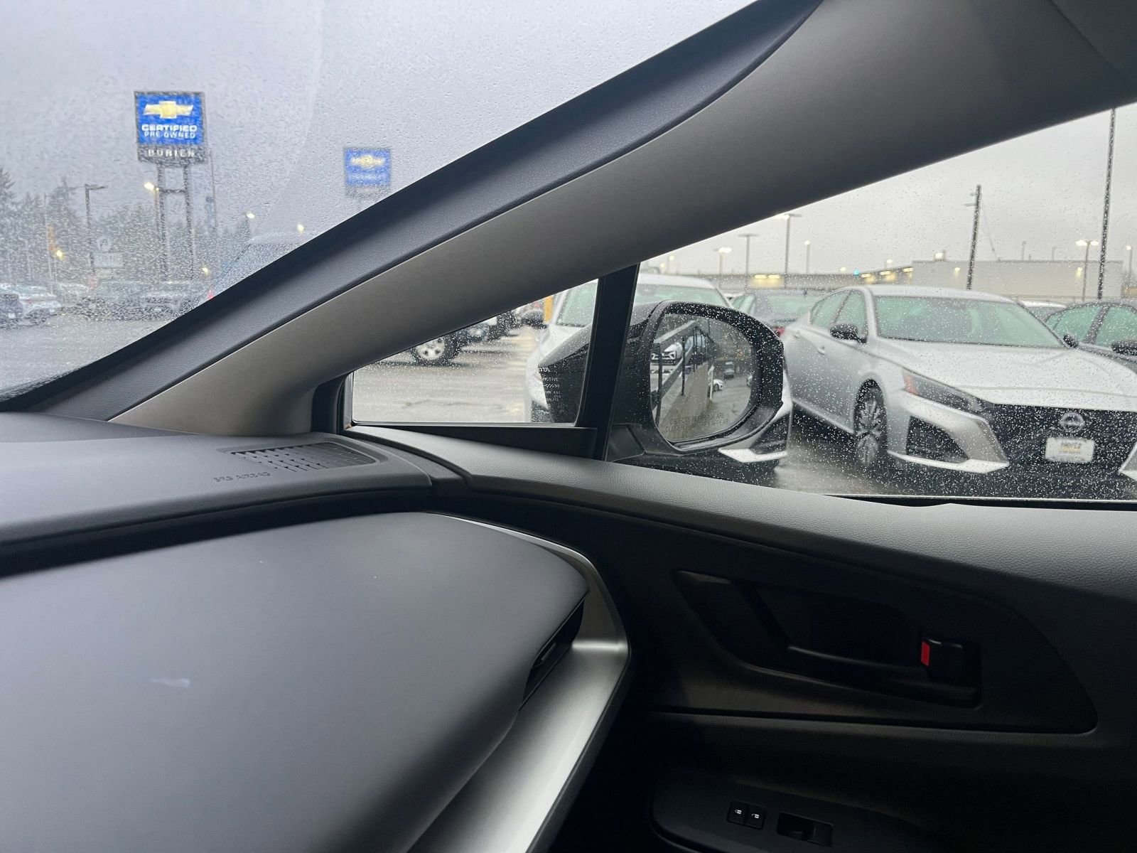 Thumbnail: 2025 Toyota Prius - 35