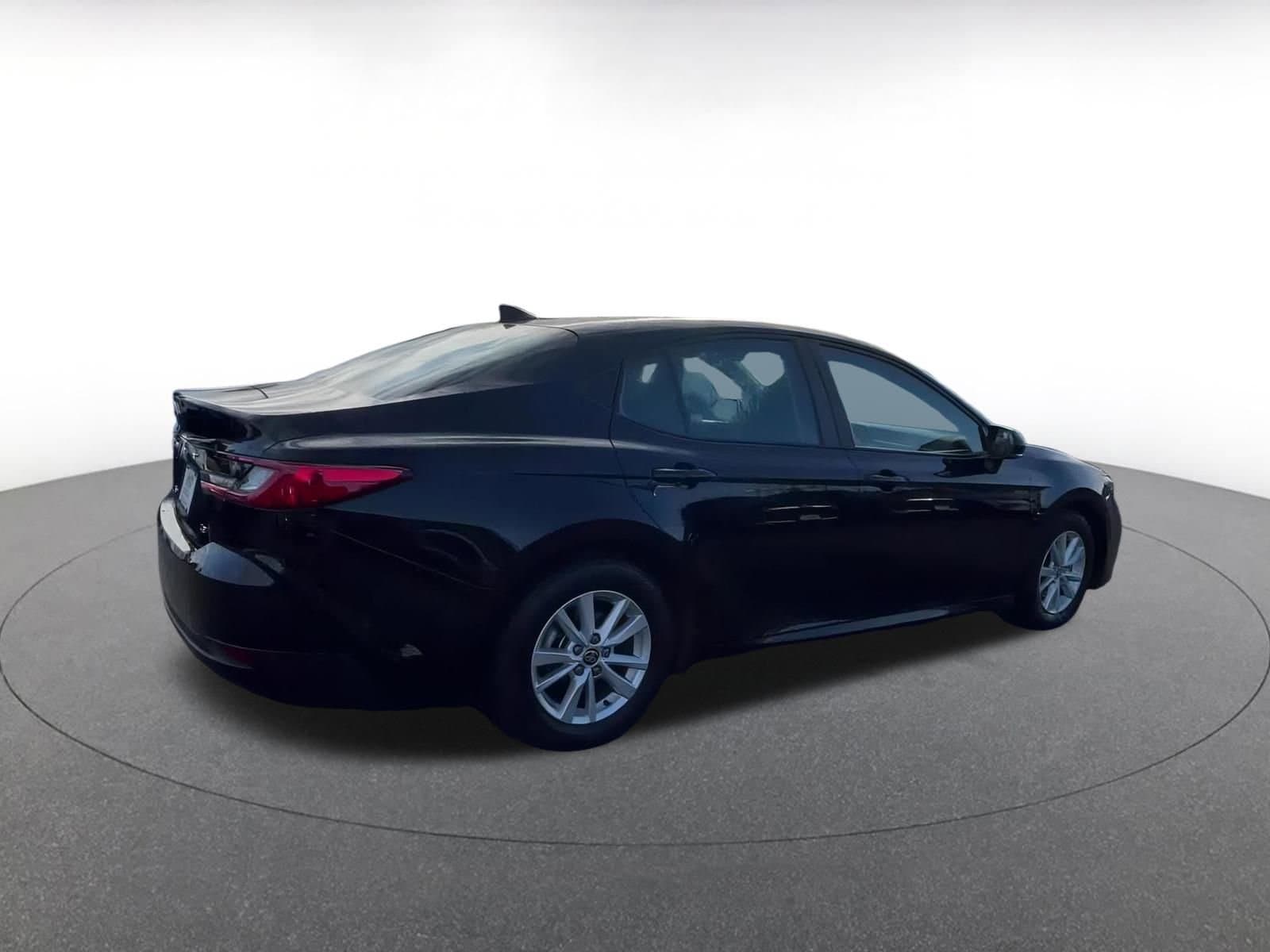 Thumbnail: 2025 Toyota Camry - 14