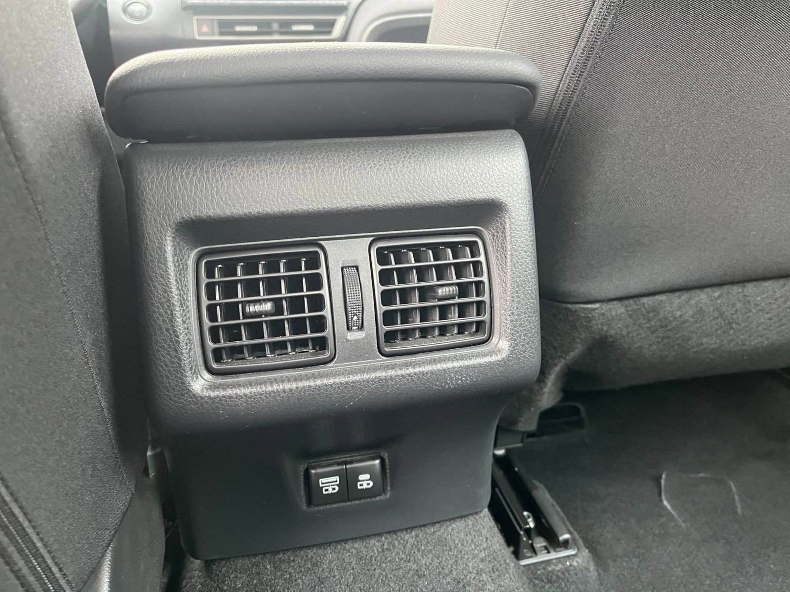 Thumbnail: 2025 Toyota Camry - 23