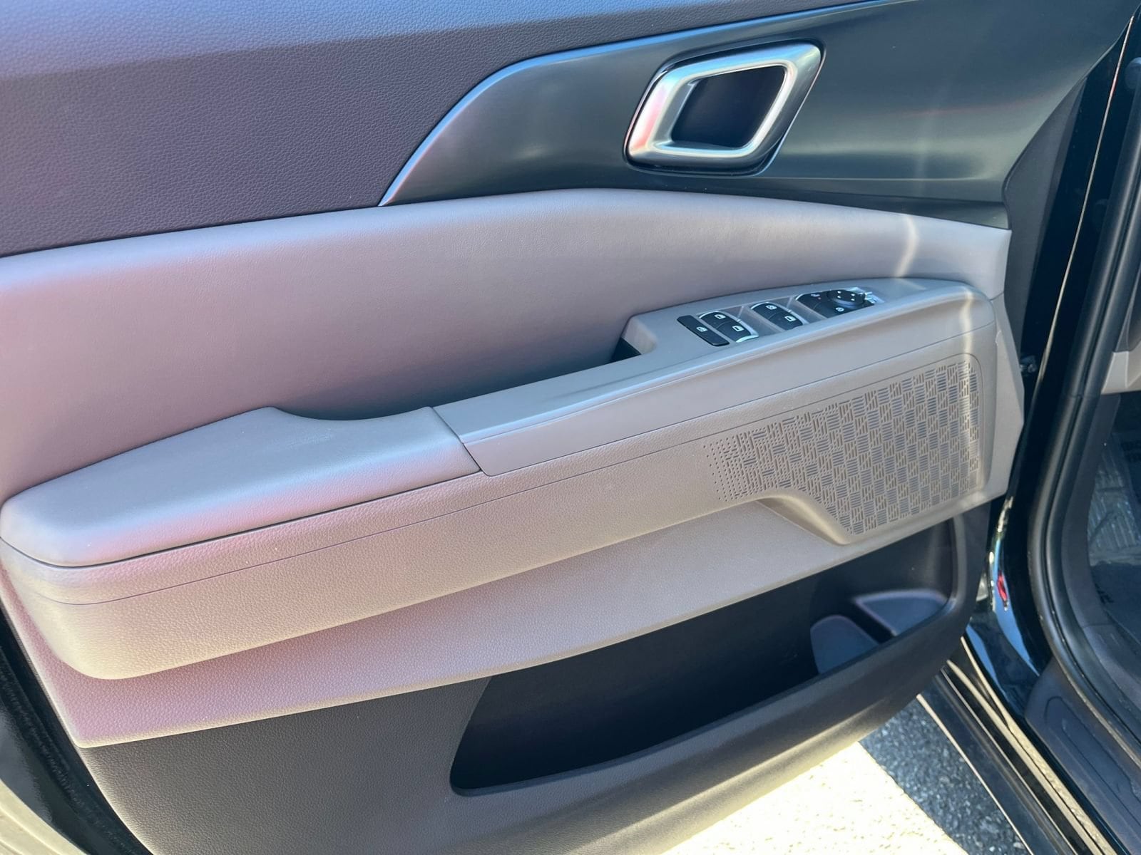 Thumbnail: 2026 Kia Carnival - 18