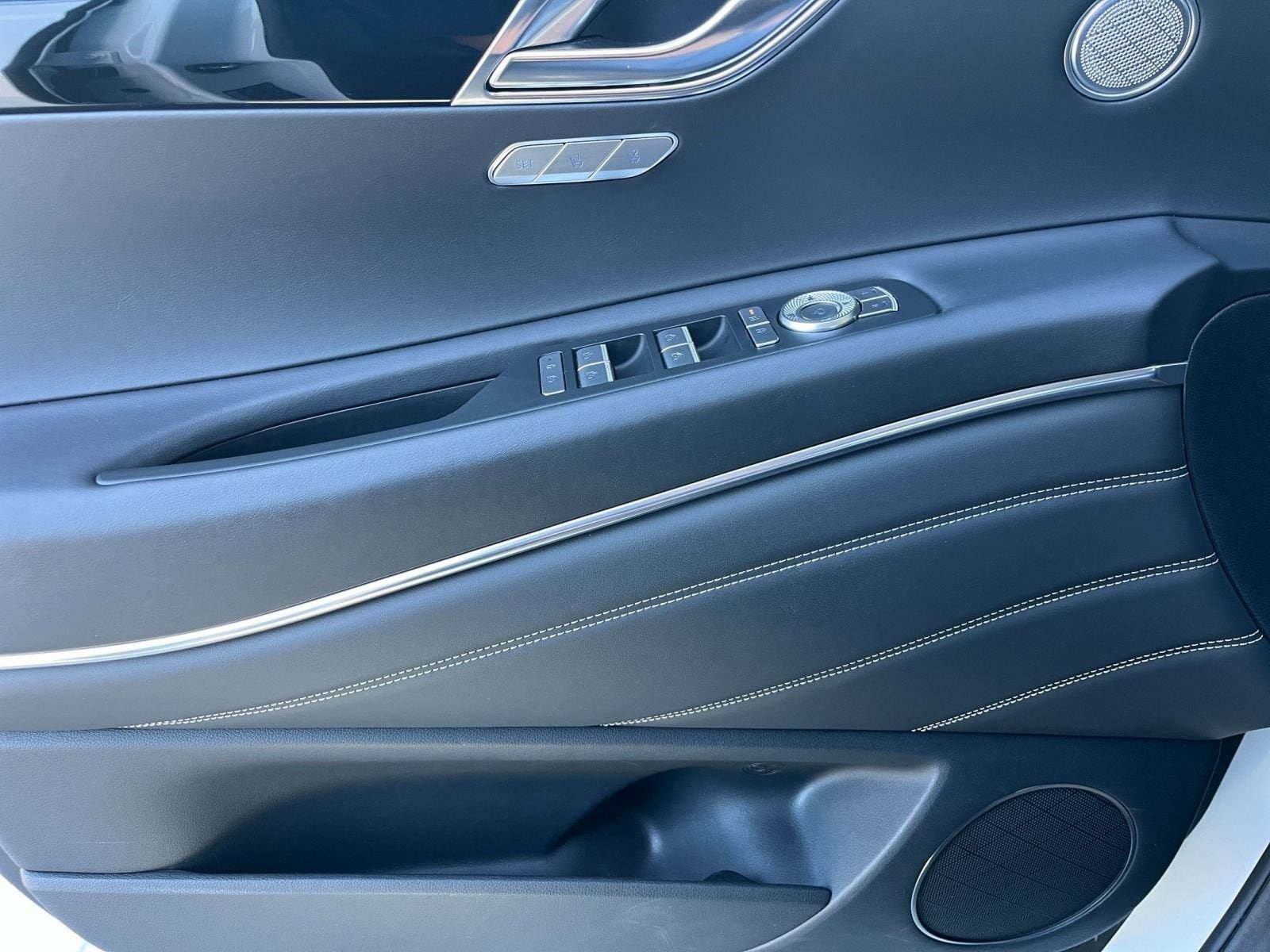 Thumbnail: 2026 Genesis GV80 - 15