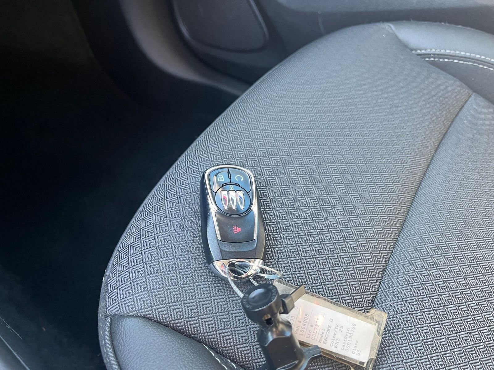 Thumbnail: 2025 Buick Encore GX - 21