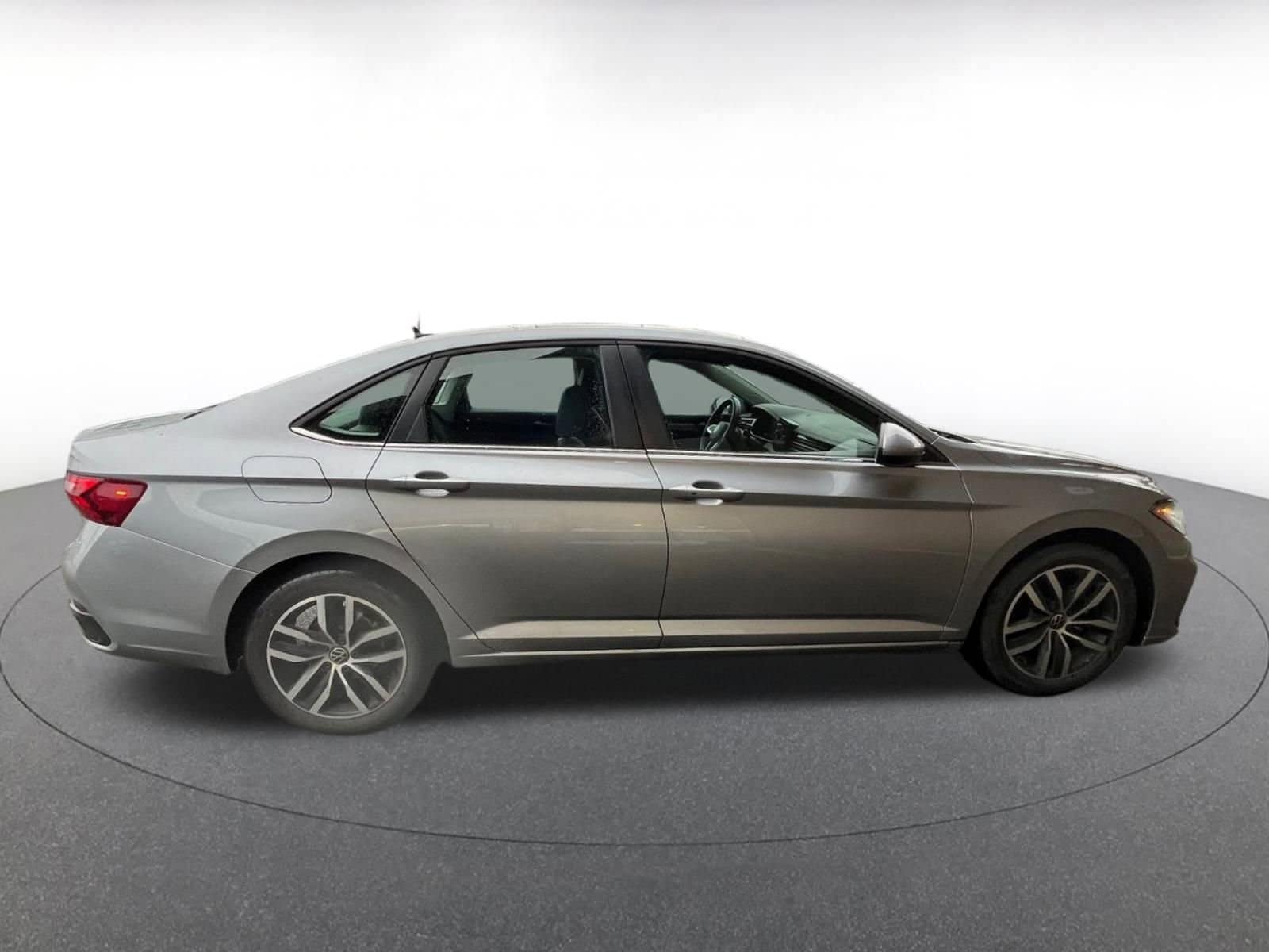 Thumbnail: 2025 Volkswagen Jetta - 8