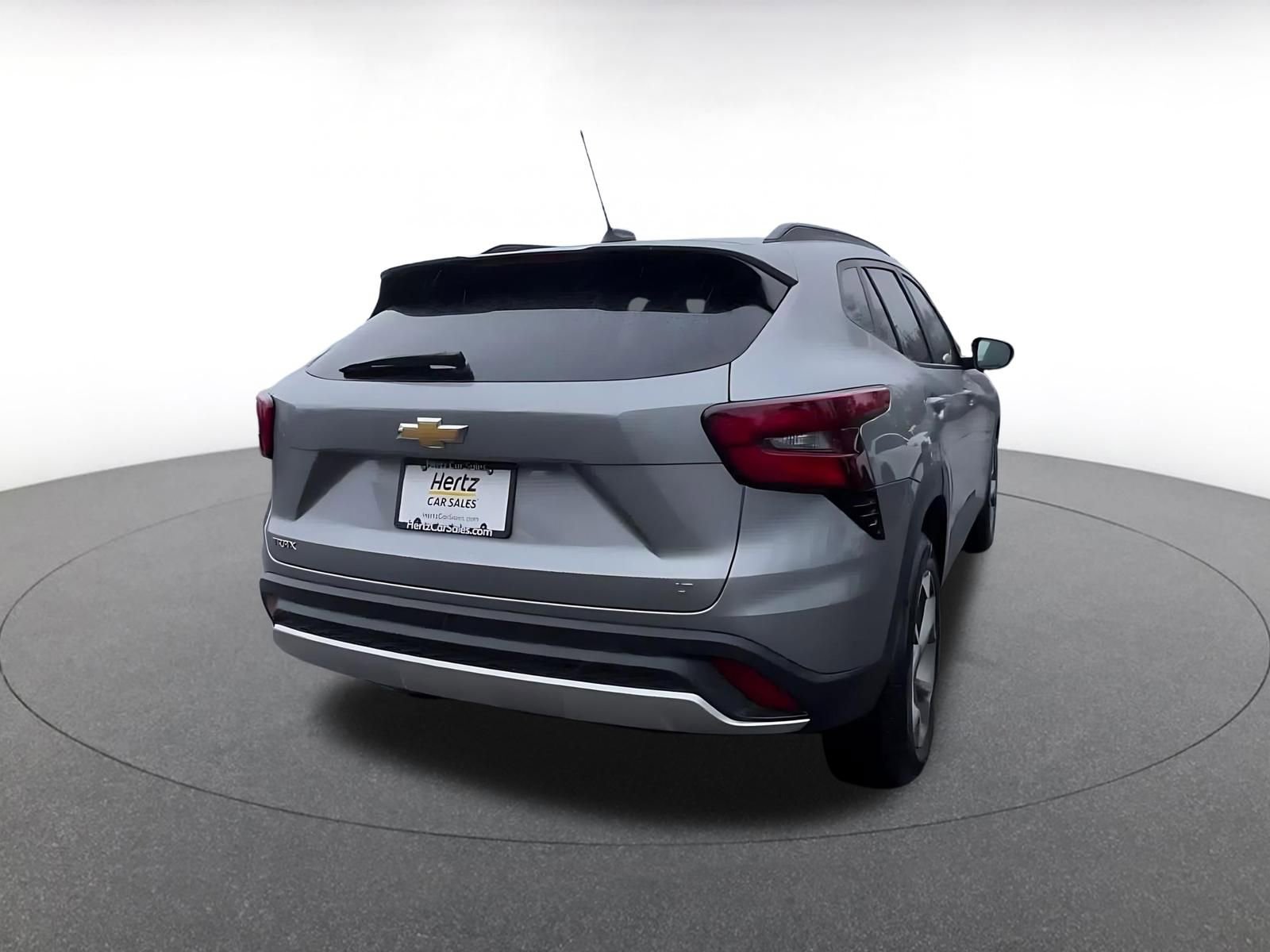 Thumbnail: 2025 Chevrolet Trax - 15