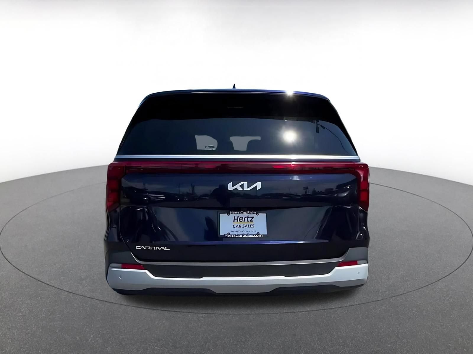 Thumbnail: 2026 Kia Carnival - 12