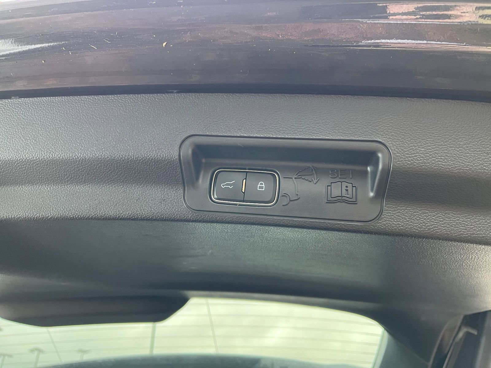 Thumbnail: 2023 Ford Explorer - 24