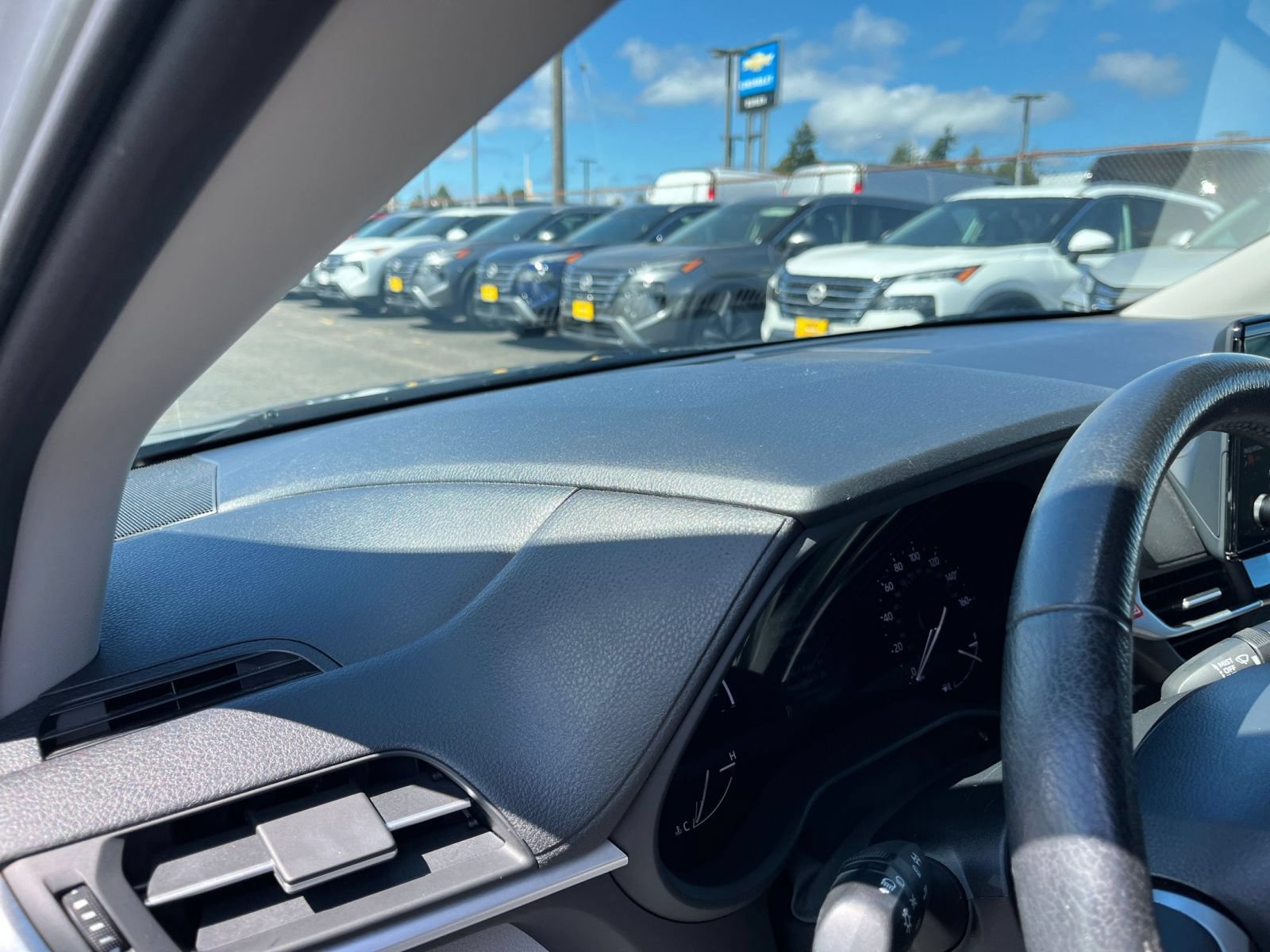Thumbnail: 2023 Toyota Sienna - 32
