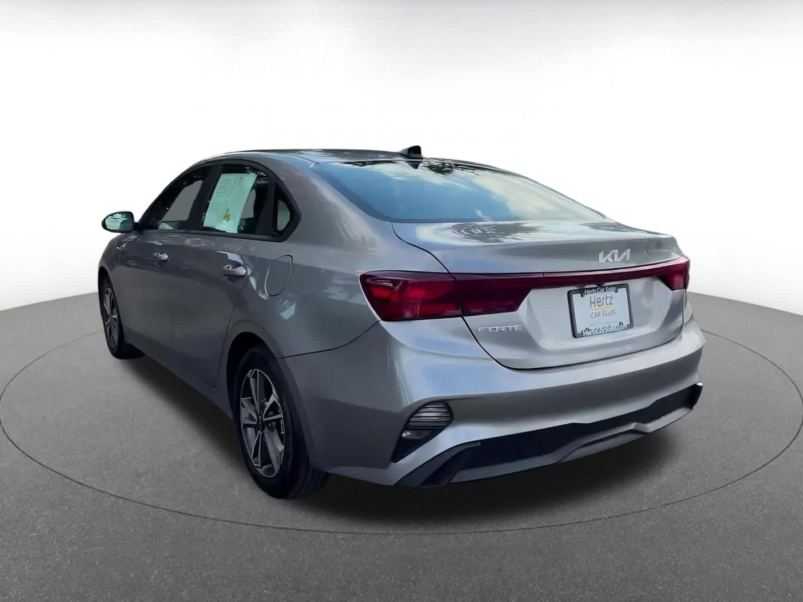 Thumbnail: 2024 Kia Forte - 11