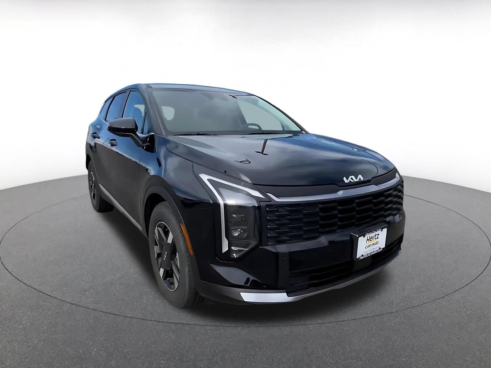 Thumbnail: 2026 Kia Sportage - 3