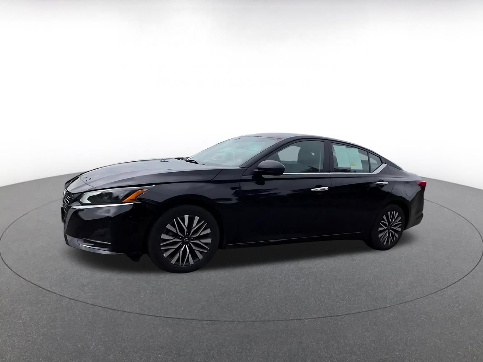 Thumbnail: 2025 Nissan Altima - 7