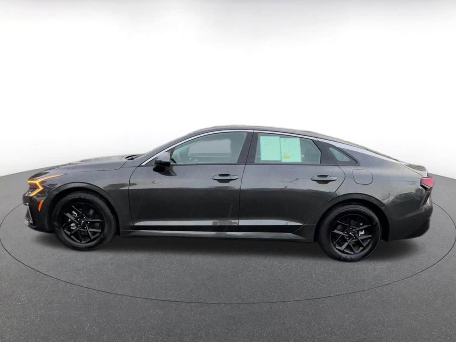 Thumbnail: 2025 Kia K5 - 9