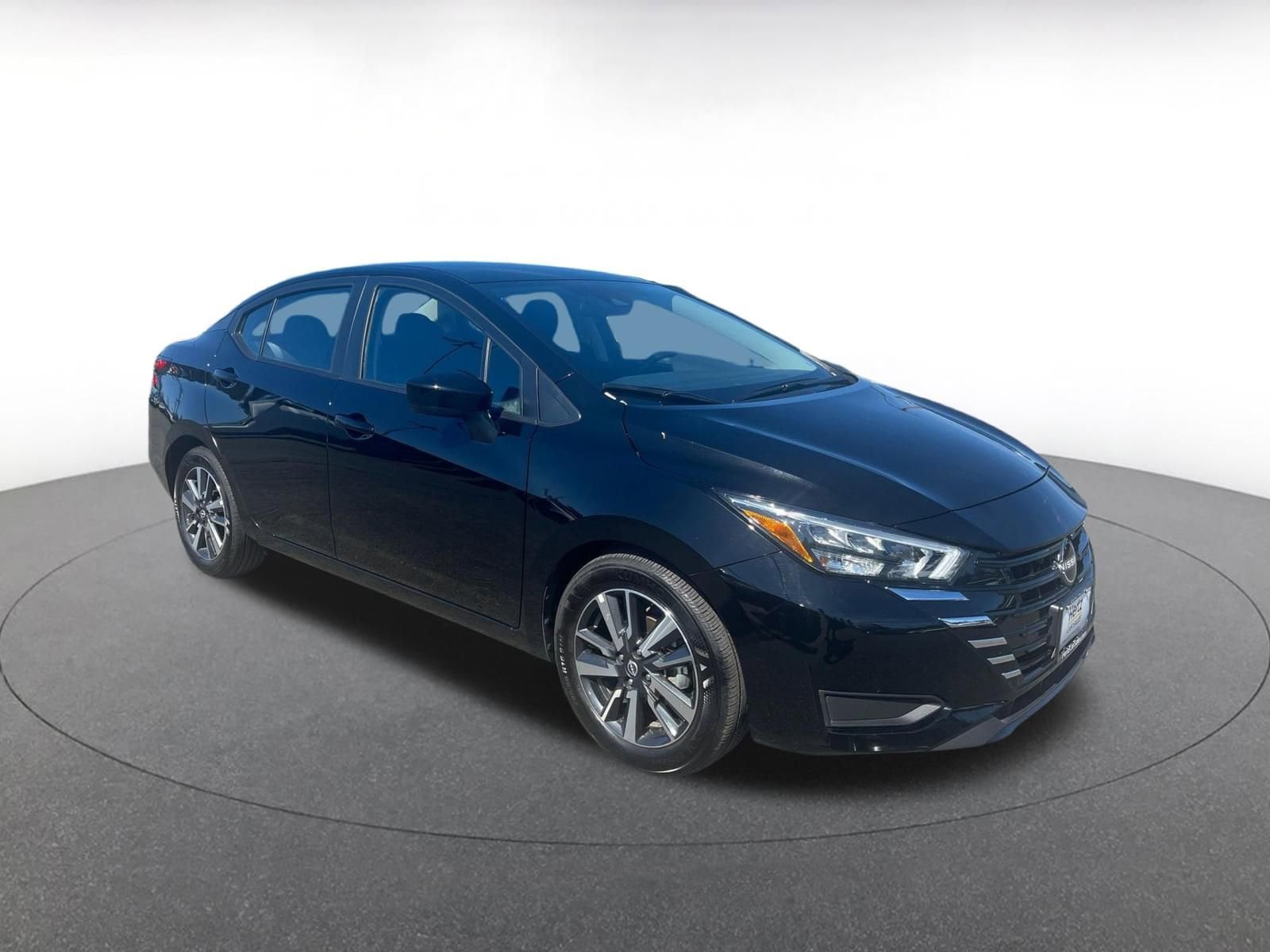 2025 Nissan Versa Sedan SV