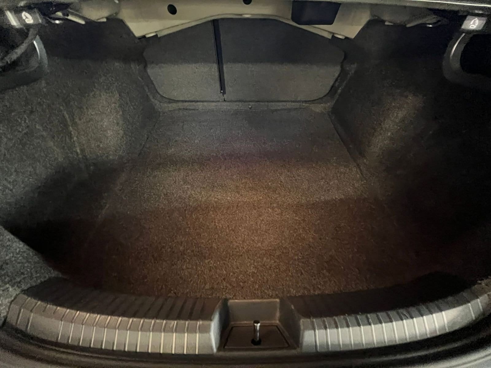 Thumbnail: 2025 Volkswagen Jetta - 32