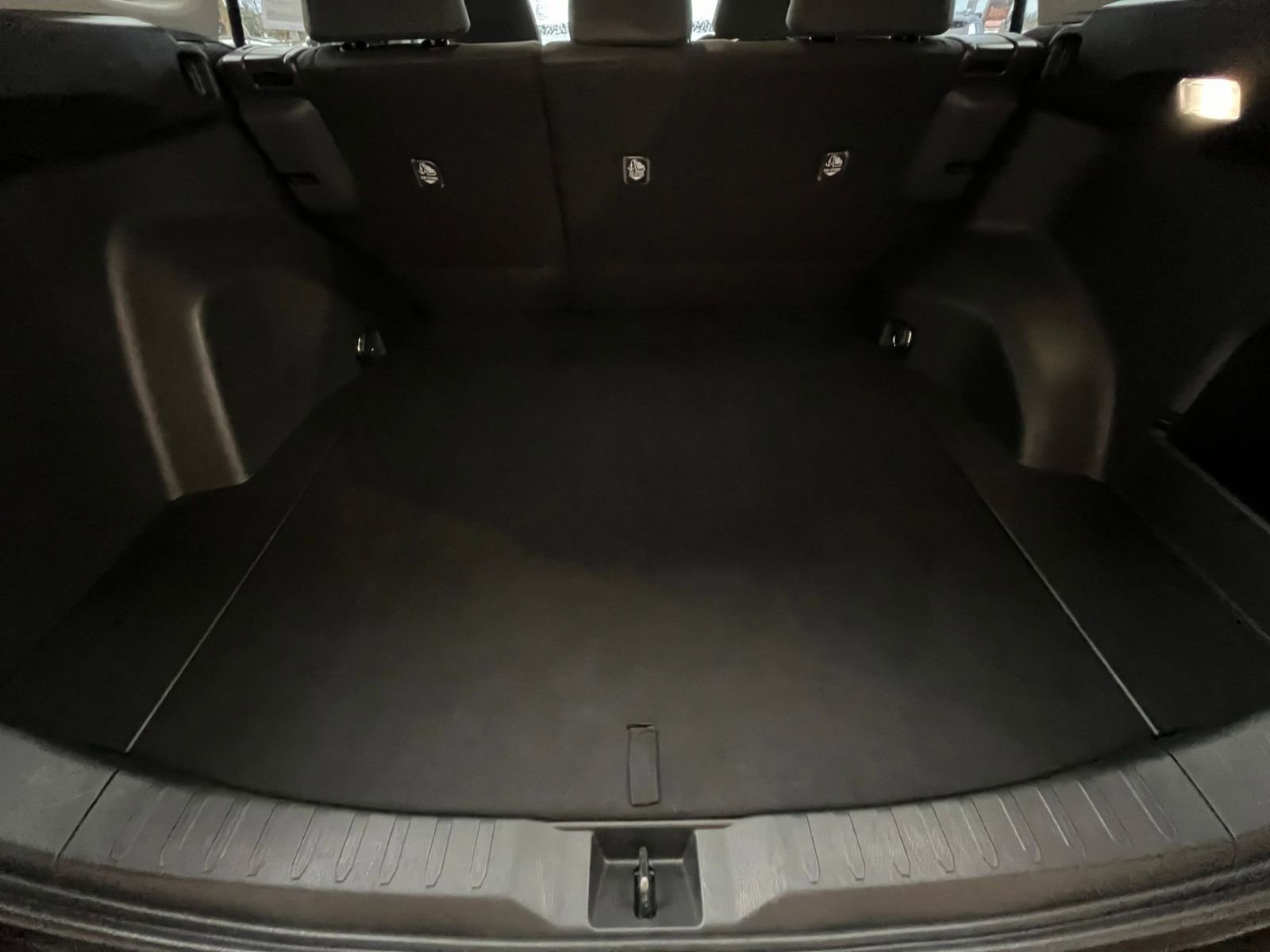 Thumbnail: 2025 Toyota RAV4 - 31