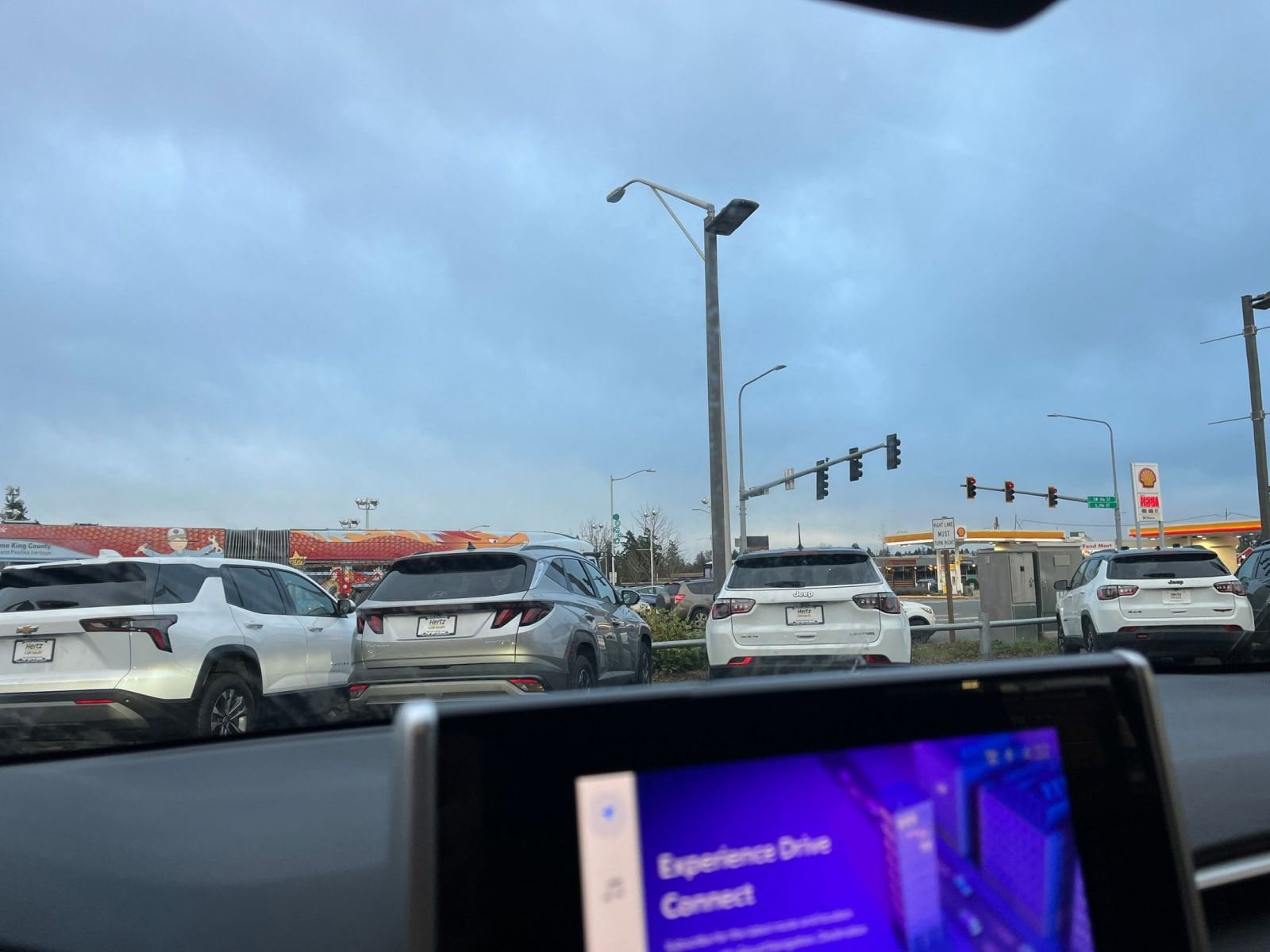 Thumbnail: 2025 Toyota RAV4 - 18