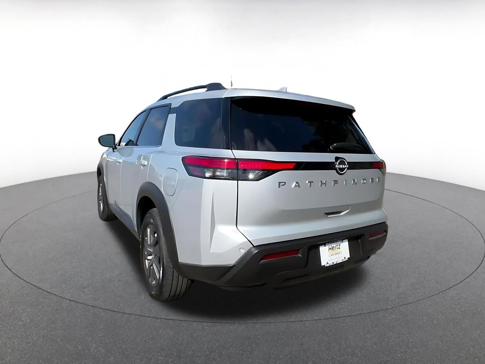 Thumbnail: 2025 Nissan Pathfinder - 11