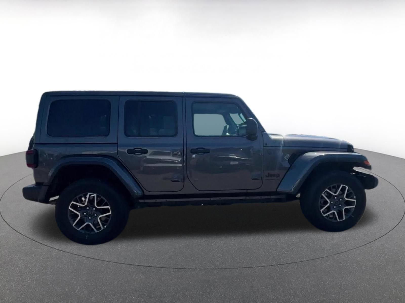 Thumbnail: 2025 Jeep Wrangler - 15