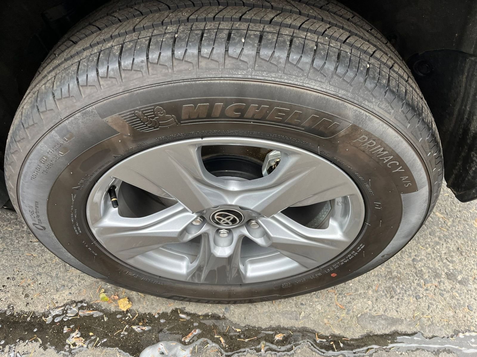 Thumbnail: 2025 Toyota RAV4 - 30