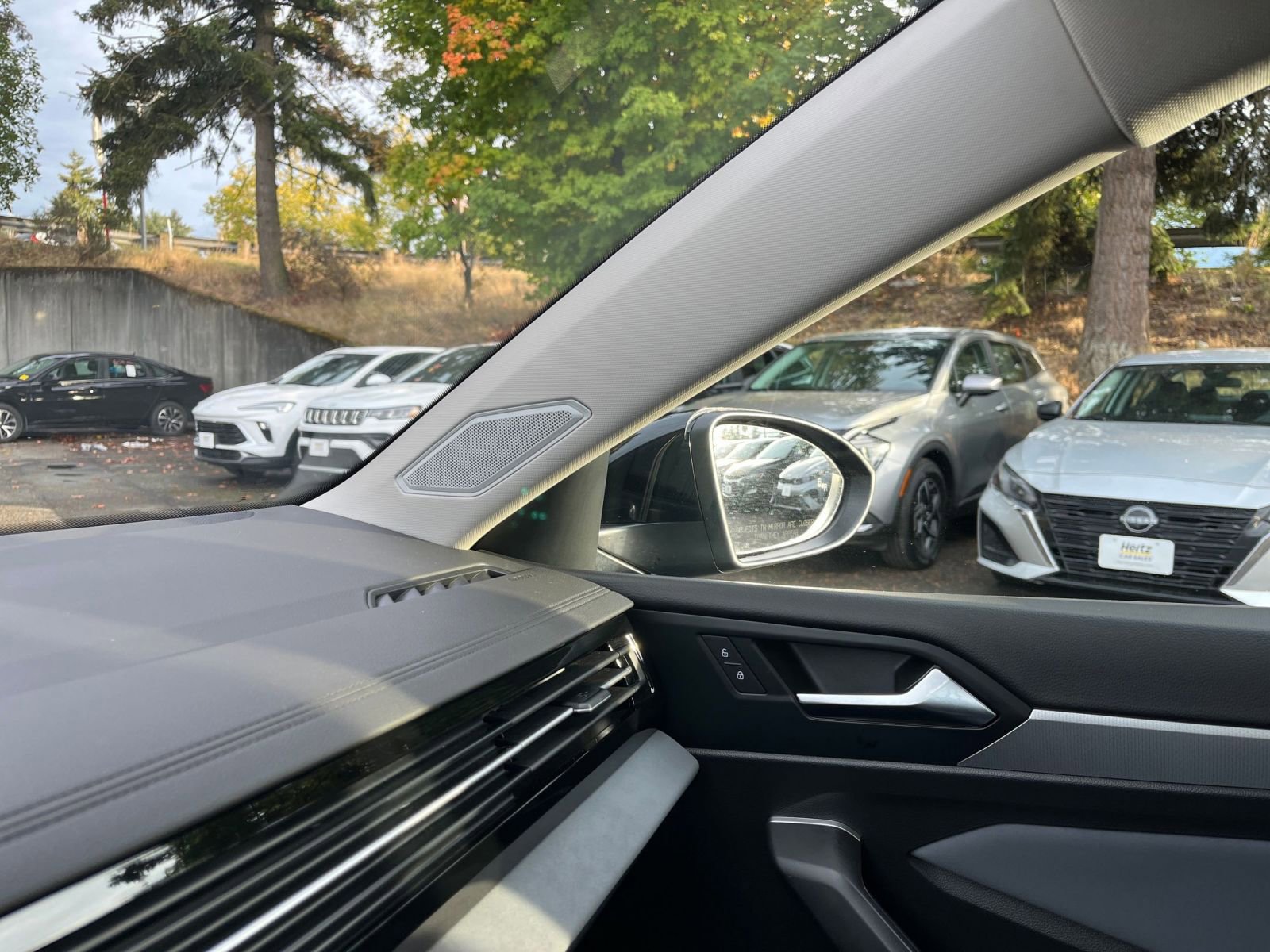 Thumbnail: 2025 Volkswagen Jetta - 35