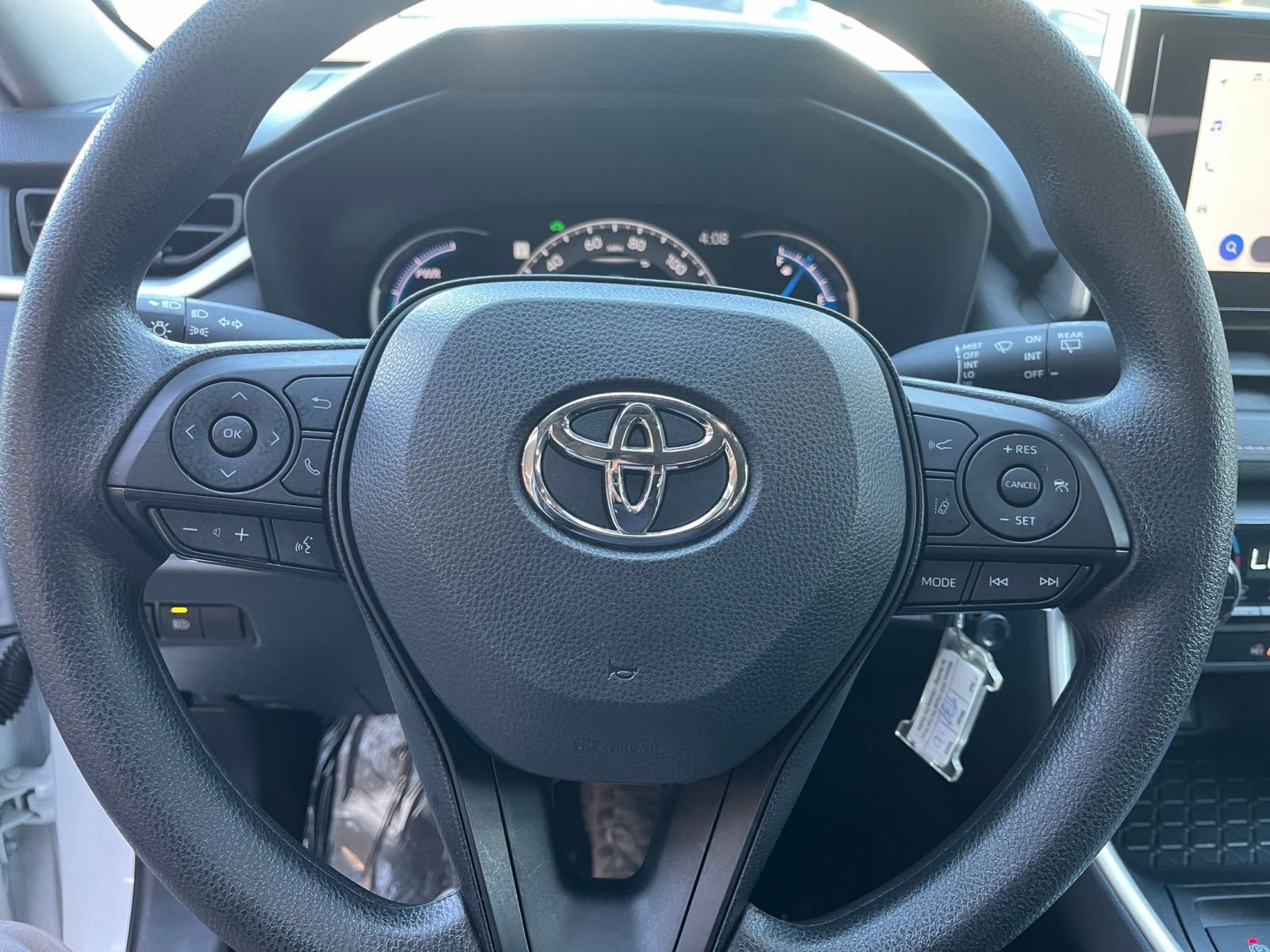 Thumbnail: 2025 Toyota RAV4 - 28