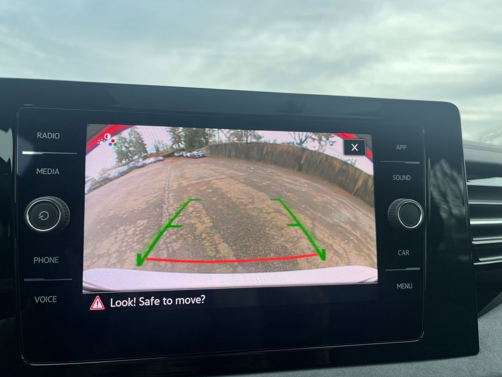 Thumbnail: 2025 Volkswagen Jetta - 25