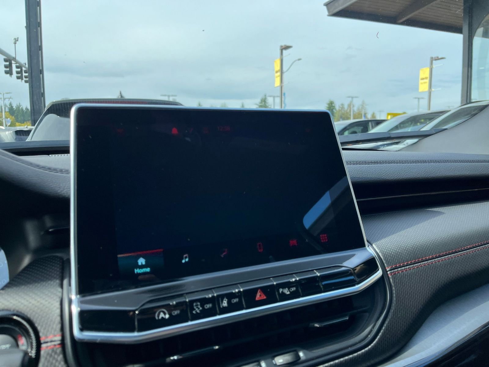 Thumbnail: 2025 Jeep Compass - 21