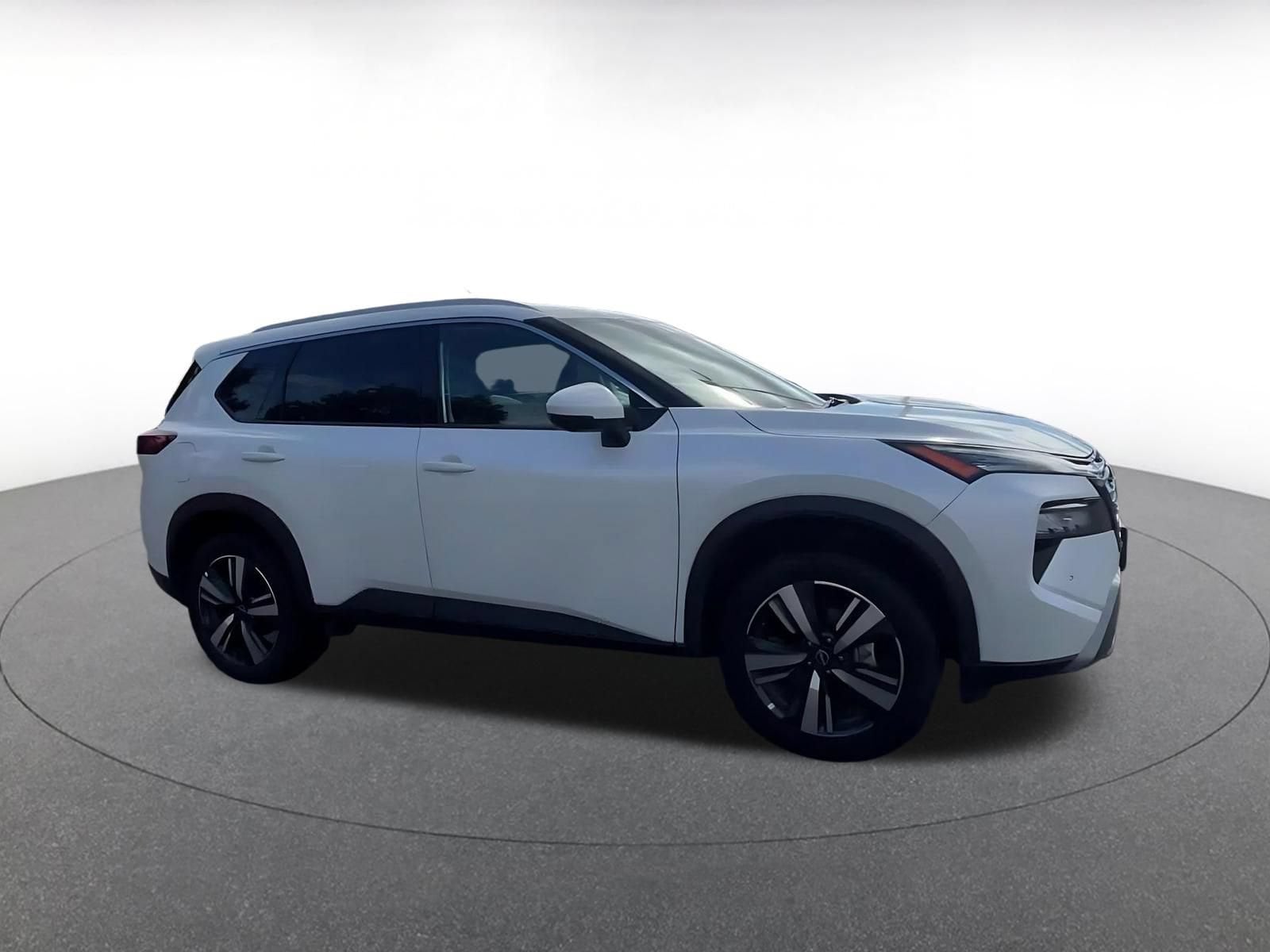 Thumbnail: 2026 Nissan Rogue - 2
