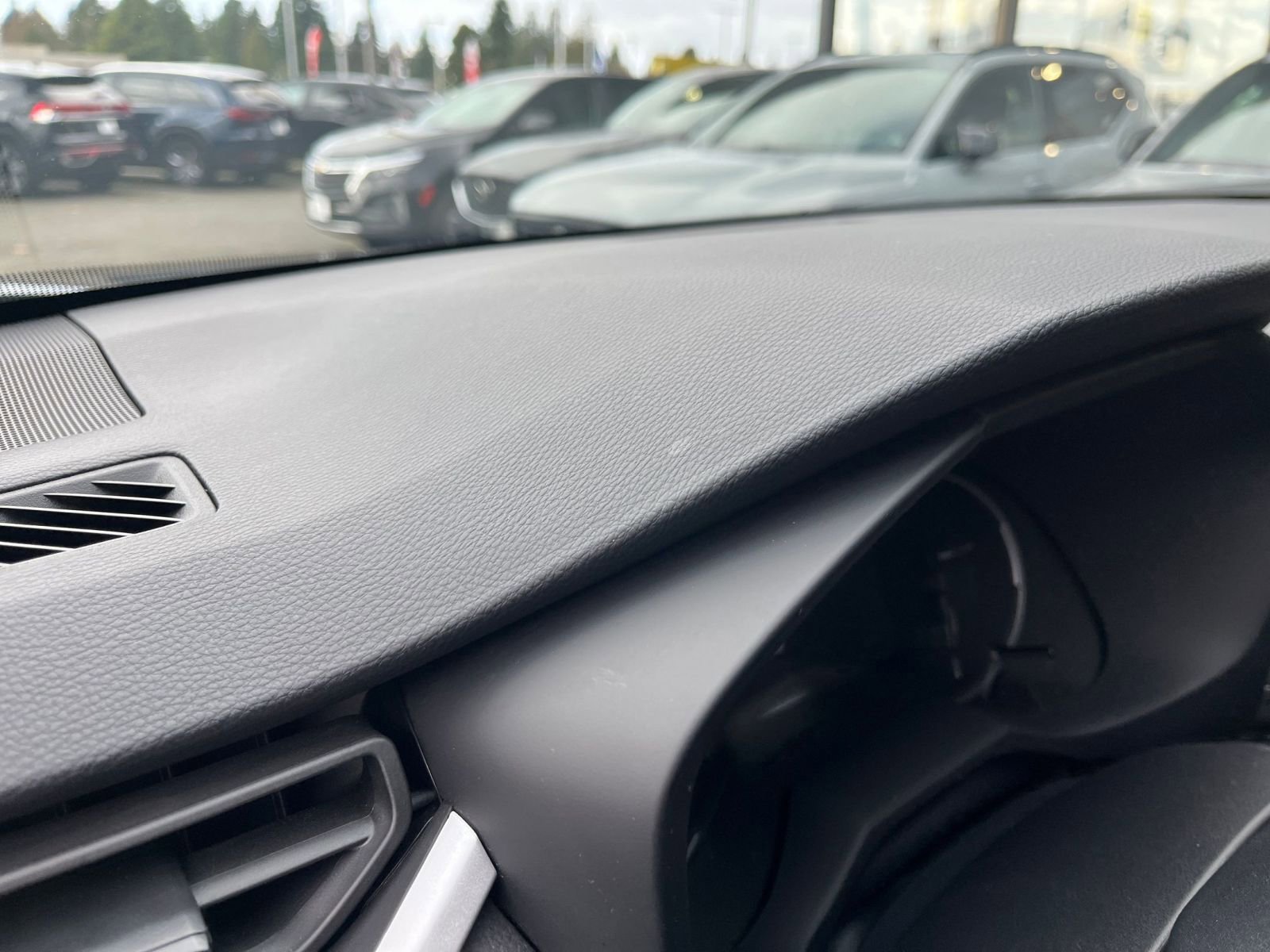 Thumbnail: 2025 Toyota RAV4 - 34