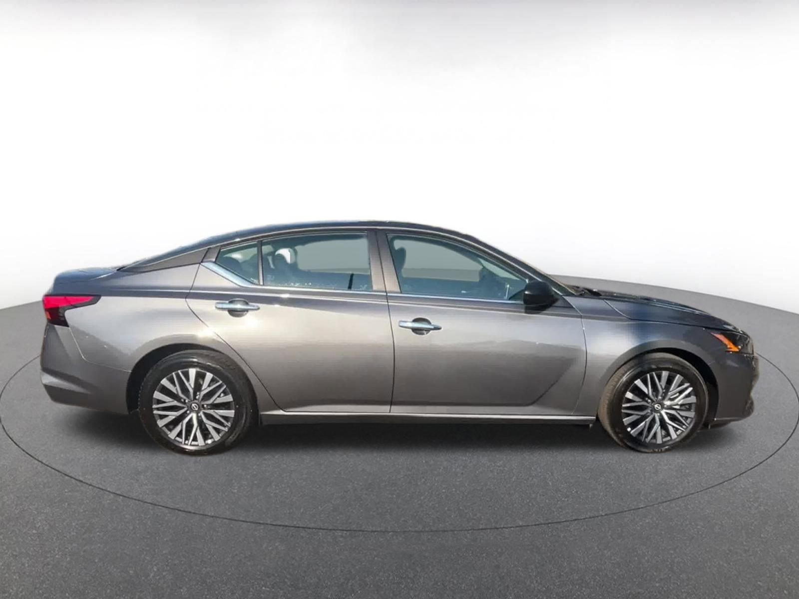 Thumbnail: 2024 Nissan Altima - 16