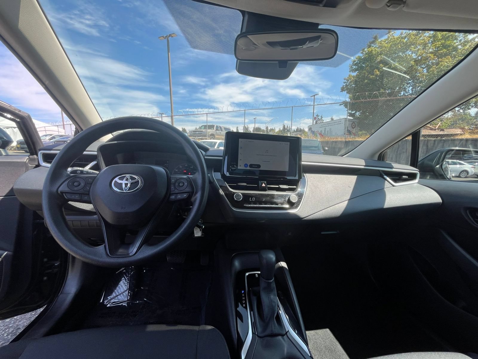 Thumbnail: 2025 Toyota Corolla - 28
