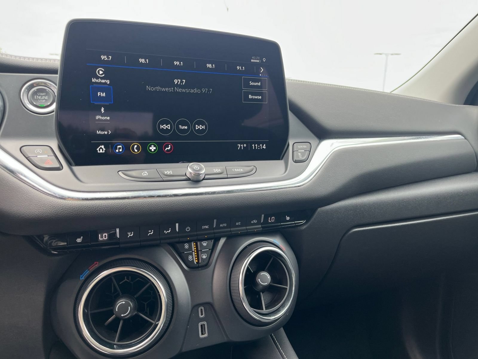 Thumbnail: 2025 Chevrolet Blazer - 20