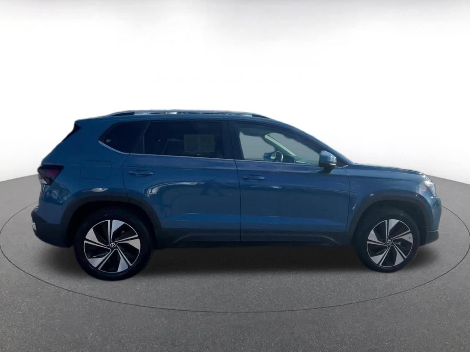 Thumbnail: 2026 Volkswagen Taos - 15