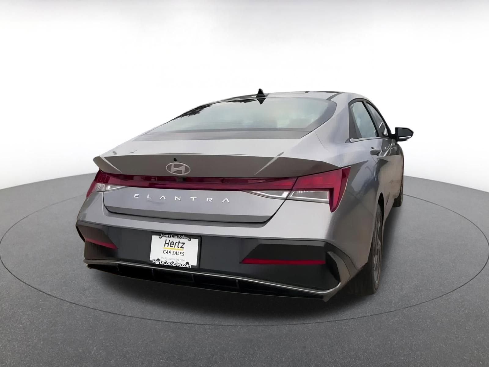 Thumbnail: 2025 Hyundai Elantra - 14