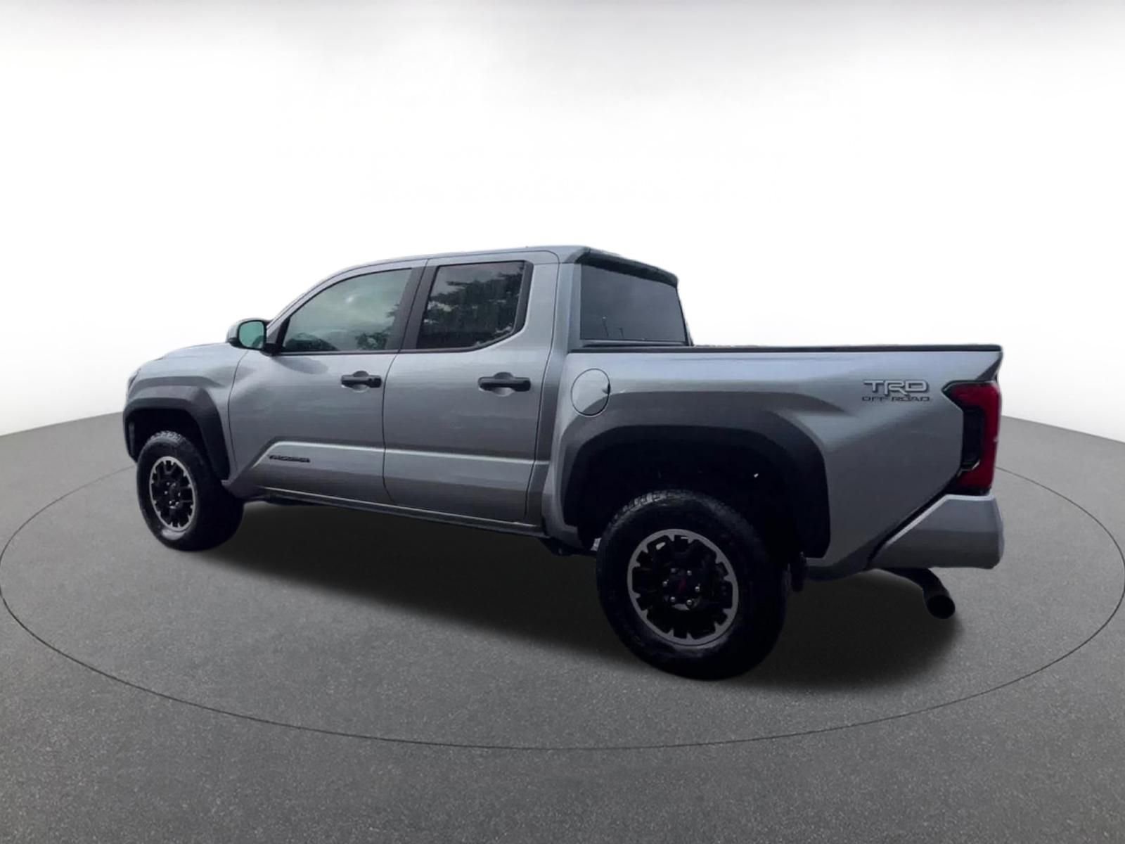 Thumbnail: 2025 Toyota Tacoma - 10