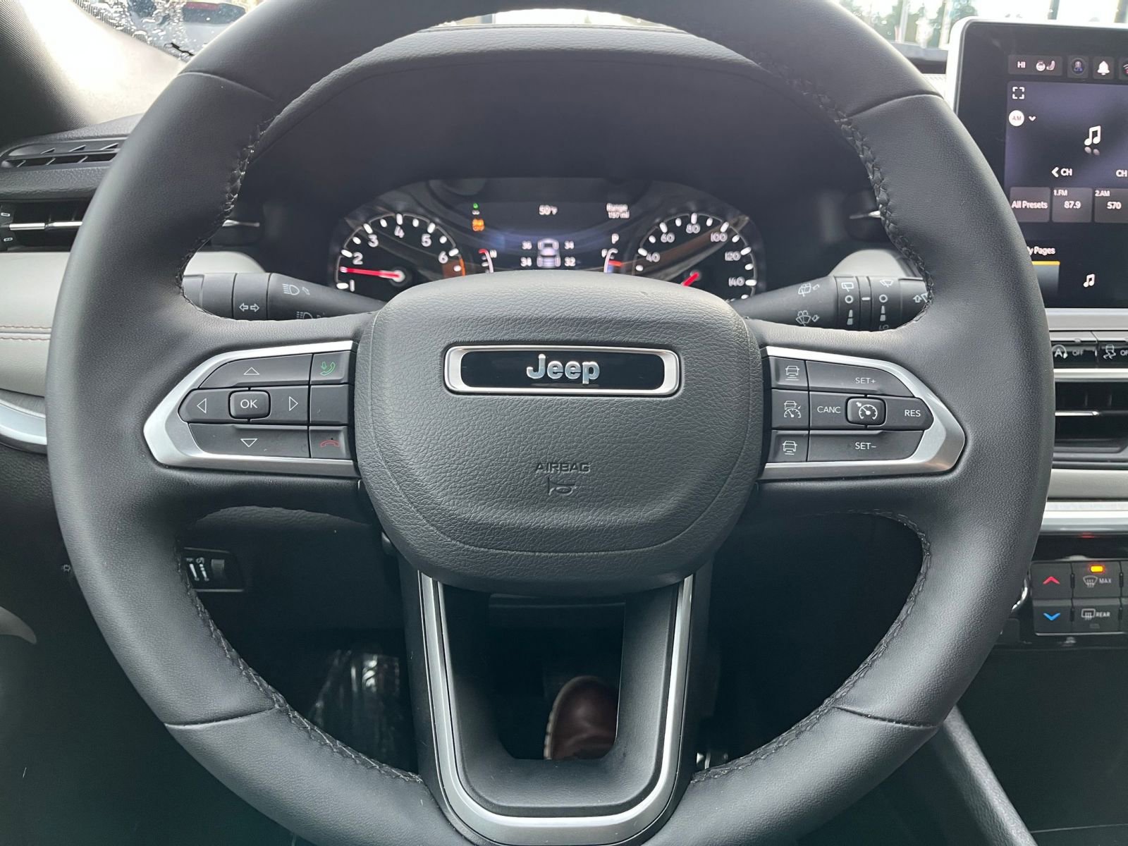 Thumbnail: 2025 Jeep Compass - 29