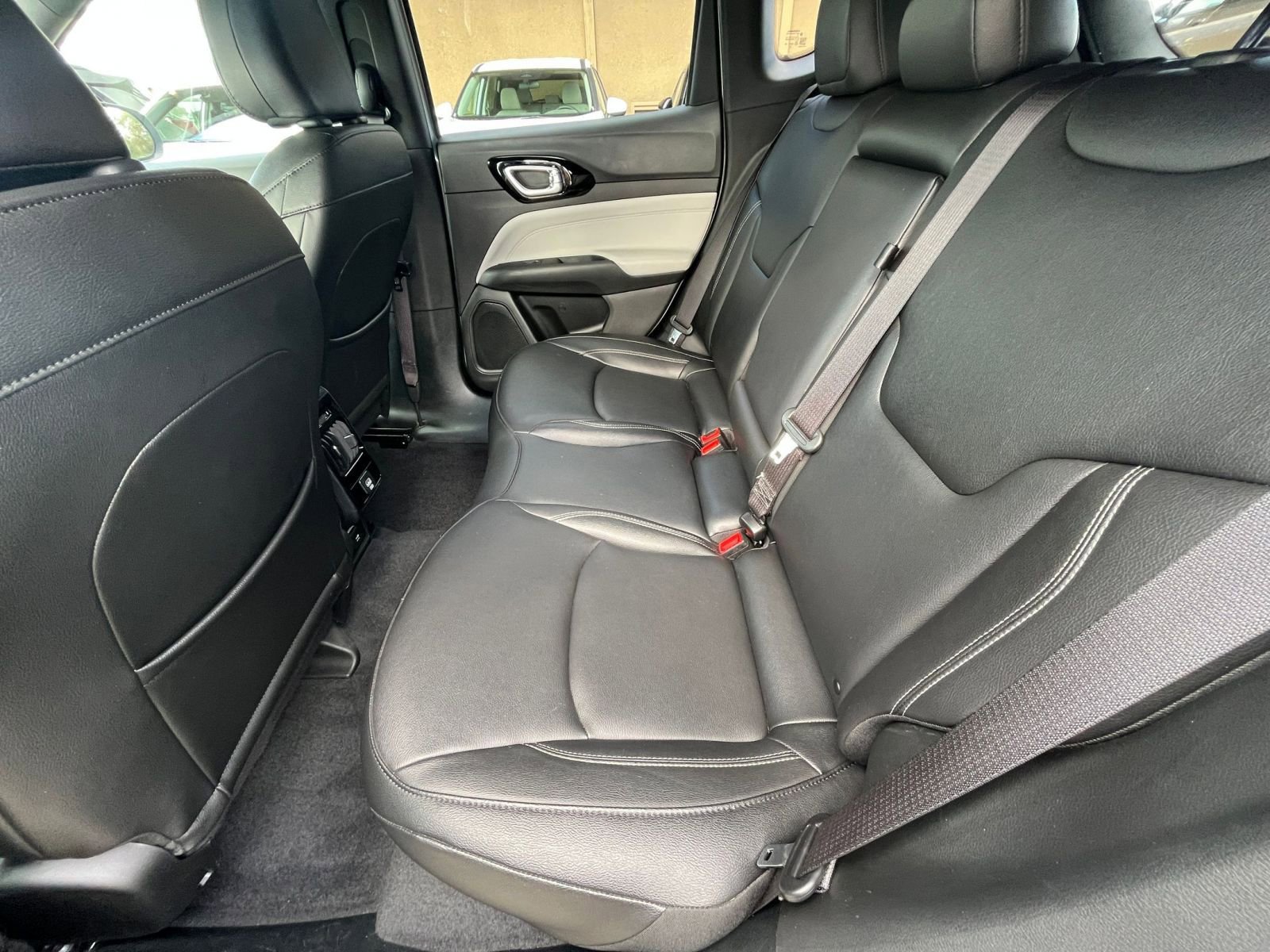 Thumbnail: 2025 Jeep Compass - 27