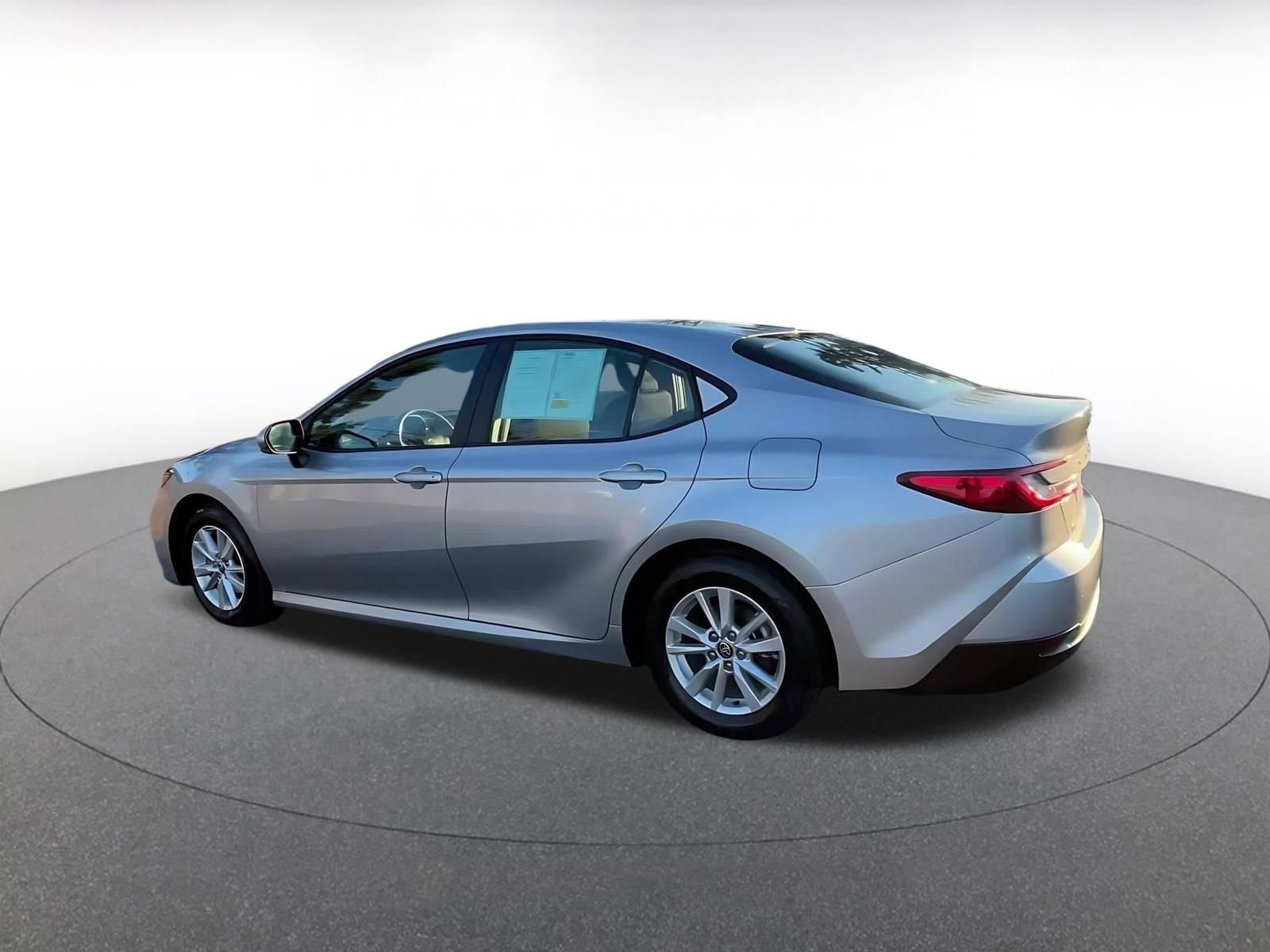 Thumbnail: 2025 Toyota Camry - 10